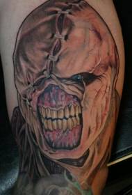 Estilo de terror Patrón de tatuaje con monstro mal