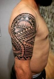 o varietate de sfaturi gri negre schiță elemente geometrice creative model de tatuaj totem tribale dominante