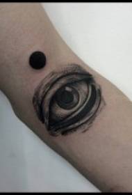 stile tatuaggio nero grigio un set di stile tatuaggio nero grigio è molto artistico