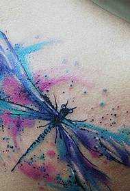 un ensemble de tatouages tatouage totem aquarelle très dérive