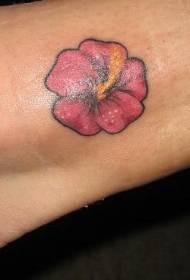 model de tatuaj de hibiscus roz feminin