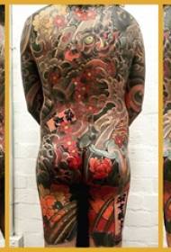 Variedade de tatuajes xaponeses de bosquexo de tatuaje pintado patrón de tatuaje en estilo xaponés