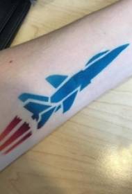 Garçons peints sur l'image de tatouage fusée ligne géométrique gradient