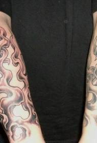 Braccio nero modello fiamma tatuaggio