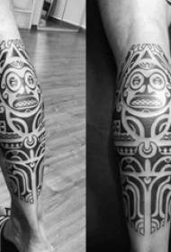 Tribal Totem Tattoo Varijanta Jednostavna linija tetovaža Skica Tribal Totem Tattoo Pattern