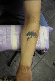 Patró de tatuatge de criatura negra i braç 155933 - Patró de tatuatge de lluna negra