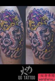 braç molt popular model de tatuatge d'elefant