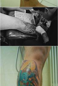 A very traditional tattoo like a tattoo in the leg 157298-A classic diamond tattoo pattern popular in the leg