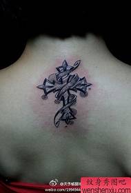 Iphethini le-Cross Tattoo: I-Neck Cross Tattoo iphethini le-tattoo