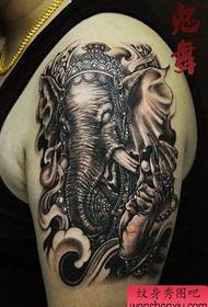 पुरुष हाथ सुपर सुंदर क्लासिक काले ग्रे हाथी भगवान टैटू पैटर्न