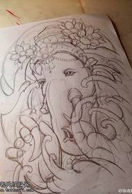 relijye elefan bondye tatouaj maniskri foto