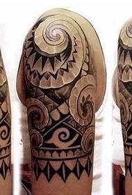 braccio Maya Totem Tattoo Pattern