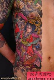 a belly color Japanese beauty geisha tattoo pattern