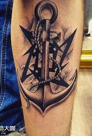 Model de tatuaj de ancoră pentru picioare