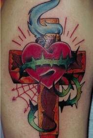 Forma di tatuatu di croce è di forma rossa di cori