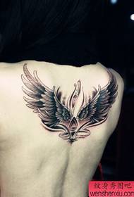 skönhet tillbaka vackra Wing tatuering mönster