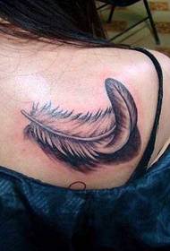 zadní tetování černé peří
