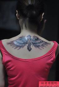 szépség vissza klasszikus fekete szürke kereszt szárnyakkal tetoválás minta