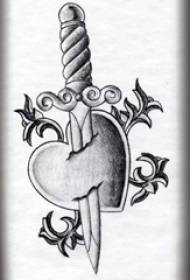 Svartgrå skiss sting trick kreativt hjärtformad dolk tatuering manuskript