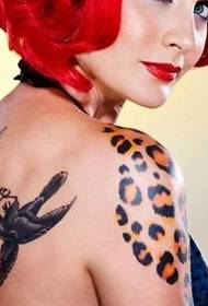 shoulder leopard tattoo pattern