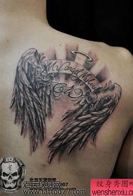 modello di tatuaggio ali spalla meravigliosamente popolare