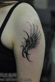 gyönyörű kar gyönyörű szárnyak tetoválás minta