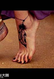 Fot personlighet fjäder tatuering mönster