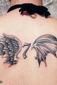 mudellu di tatuaggio di ali magiche di spalle