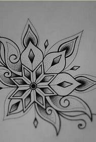 pretty snowflake tattoo manuscript pattern to enjoy the picture