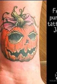 cute Halloween pumpkin lamp tattoo picture at the wrist