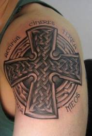 käsivarsi kelttiläinen rautaristi hahmo tatuointikuviolla
