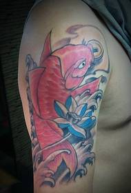 lotus och röd bläckfisk kombinerad arm tatuering mönster