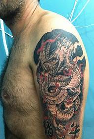 Big fin vye granmoun tradisyonèl sa ki mal dragon tattoo modèl cham san limit