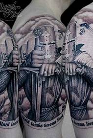 胳膊圣殿骑士纹身图案
