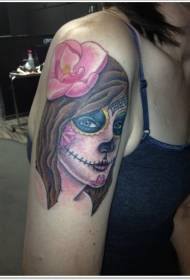 великий рожевий квітка і смерть дівчина татуювання візерунок