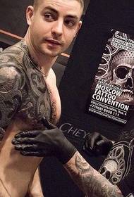 Männer Aarm 3D Stee Krack Totem Muster Tattoo