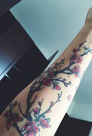 arm a nice plum tattoo pattern