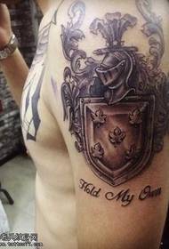 Модел на тетоважа на витез на духот на рака