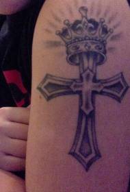 Doppia croce con motivo tatuaggio corona