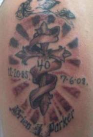 Križne pruge i sjajni memorijski uzorak tetovaža križa