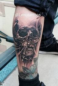 Shank classic skull tattoo pattern