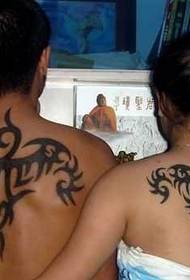 Ang sumbanan nga tattoo sa Wing totem