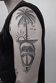 Schouder kokospalm tattoo patroon