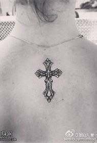 Krása chrbta kríž tetovanie vzor