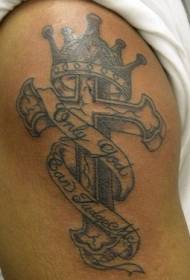Mäns arm krona kors tatuering mönster