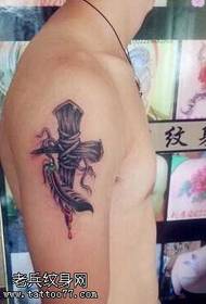 Arm fashoni hunhu muchinjiro tattoo maitiro