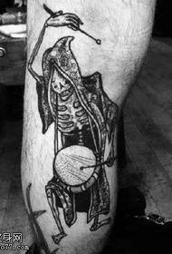 Patrón de tatuaje de calavera de la muerte del infierno