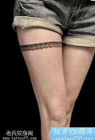 Noga čipka tetovaža uzorak