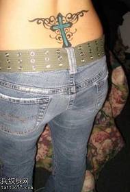 Patrón de tatuaxe cruzada de cintura