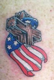 Шпагат амерыканскага сцяга на малюнку крыжавай татуіроўкі